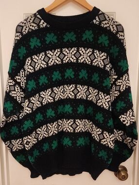 Vintage Emerald Isle Shamrock & Snowflake Fair Isle Sweater - Size XL